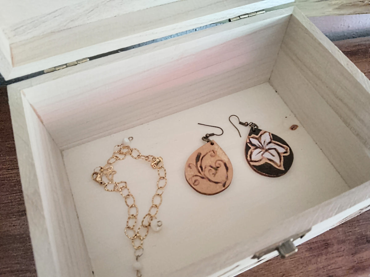 Wooden Box Pyrography Art And Jewelleries