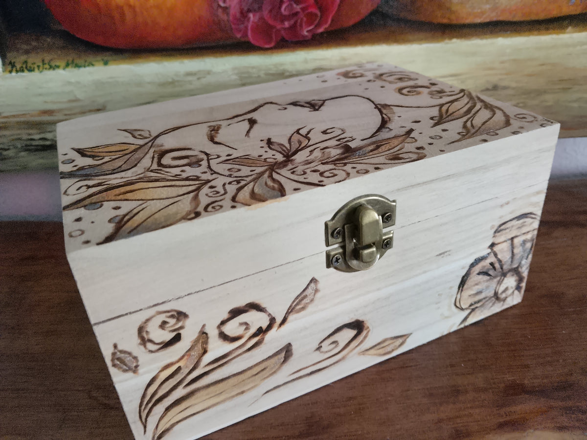 Wooden Box Pyrography Art And Jewelleries