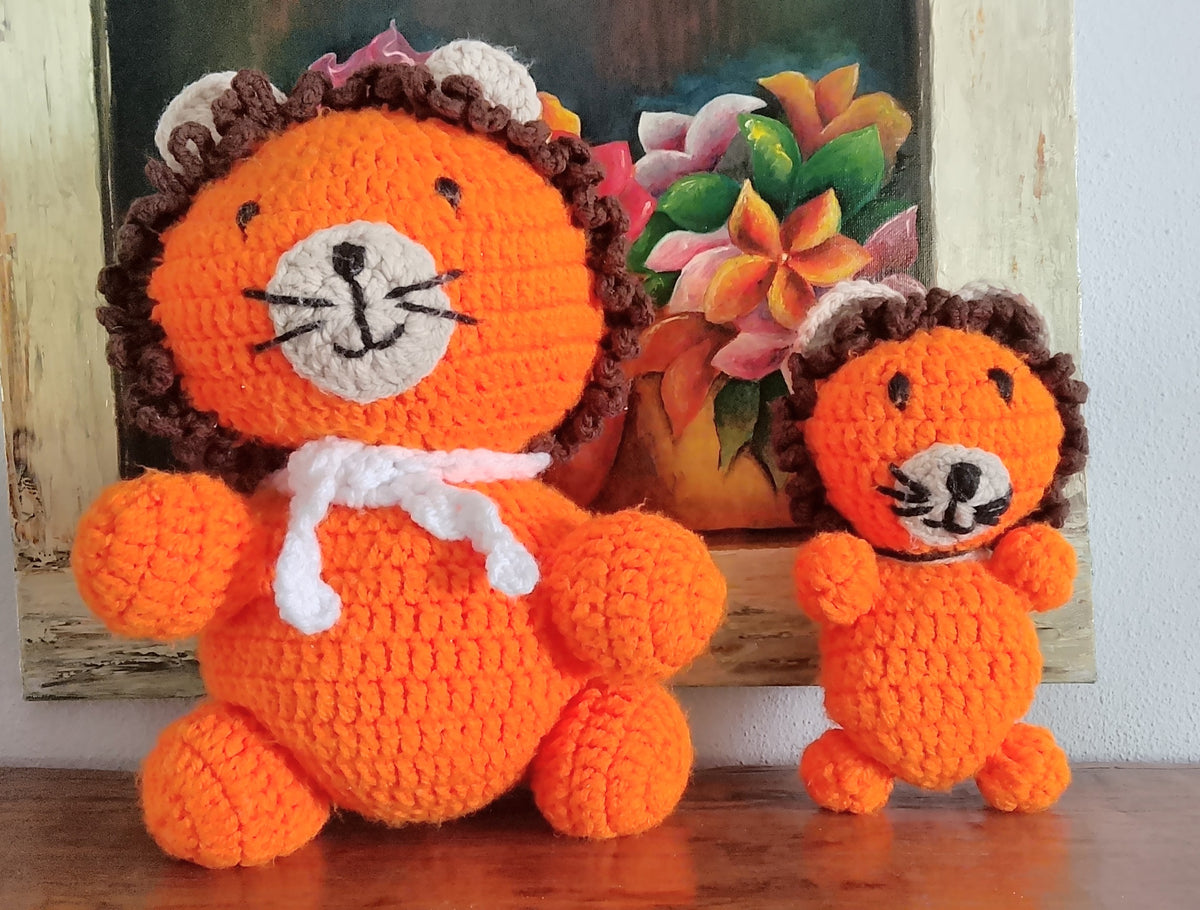 Handmade Knitted Lions