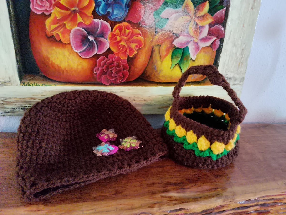 Handmade Set Basket And Beanie